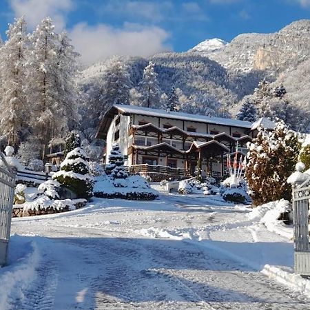 Hotel Ristorante Scoiattolo Sporminore Esterno foto